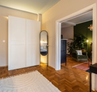 Musicians Home  – Close to University Campus
