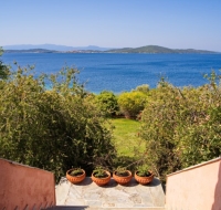 Beachfront villa with huge garden, 3br, Chalkidiki