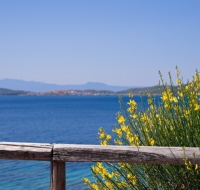 Beachfront villa with huge garden, 3br, Chalkidiki