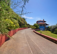 Beachfront villa with huge garden, 3br, Chalkidiki