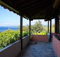 Beachfront villa with huge garden, 3br, Chalkidiki