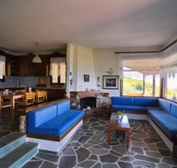 Beachfront villa with huge garden, 3br, Chalkidiki