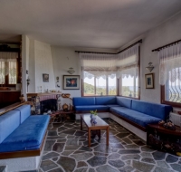 Beachfront villa with huge garden, 3br, Chalkidiki