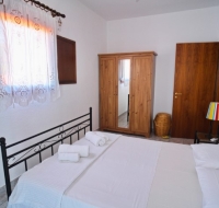 Beachfront villa with huge garden, 3br, Chalkidiki