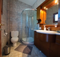 Beachfront villa with huge garden, 3br, Chalkidiki