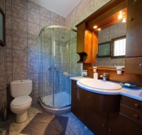 Beachfront villa with huge garden, 3br, Chalkidiki