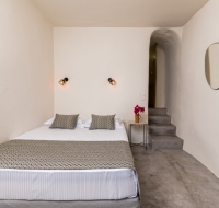 Amvikas: Oinos Suite & Cave, with Jacuzzi-Sitia