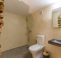 Amvikas: Oinos Suite & Cave, with Jacuzzi-Sitia
