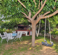Home with garden in Flogita Beach, Chalkidiki