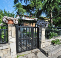 Home with garden in Flogita Beach, Chalkidiki