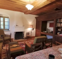 THE DOCTOR'S MANSION ARKADIA