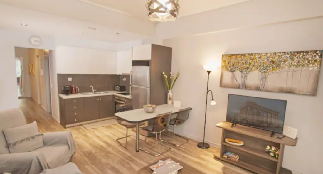 Modern Hospitality- apt near Children's Hospital, Athens