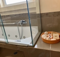 Aegean Breeze, Beachfront apt., Athens Riviera