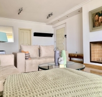 Aegean Breeze, Beachfront apt., Athens Riviera
