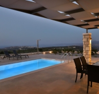 Sternes Tropicana Executive Villa with pool