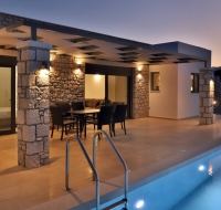 Sternes Tropicana Executive Villa with pool