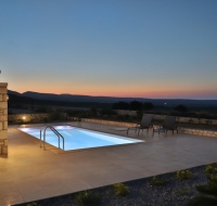 Sternes Tropicana Executive Villa with pool