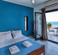 Beachfront- Βlue Comfort apt. 7-sitia