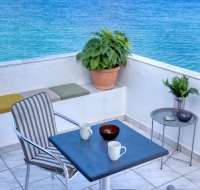 Beachfront- Βlue Comfort apt. 7-sitia