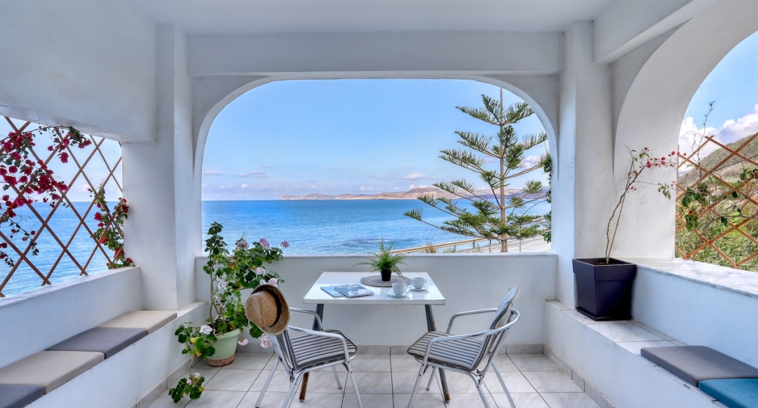 Beachfront  Blue Comfort 5,   Sitia