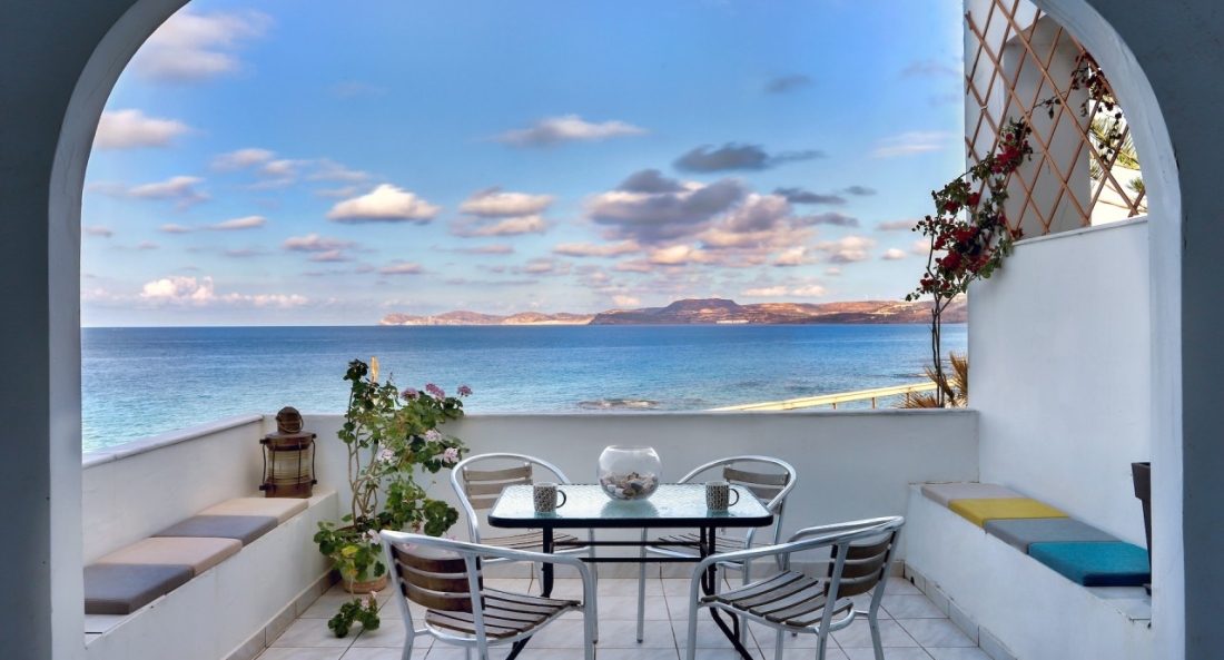 Beachfront-Βlue Comfort 6-Sitia