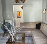 Bright 2bd apt, garden view & parking - Glyfada