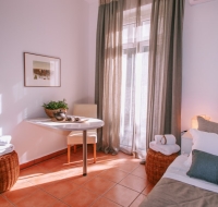 Villa Delfini , Syros
