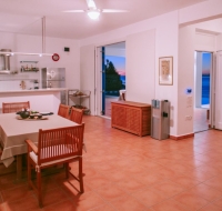 Villa Delfini , Syros