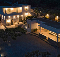 Amvikas: Oinos Suite & Cave, with Jacuzzi-Sitia