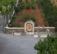 Amvikas: Oinos Suite & Cave, with Jacuzzi-Sitia