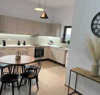 Sternes Panorama Executive Villa with Pool