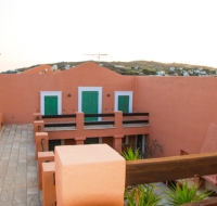 Villa Tequila, 5 bdr exquisite beachfront mansion, Syros