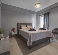 Beautiful apt downtown Glyfada