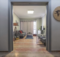 Beautiful apt downtown Glyfada