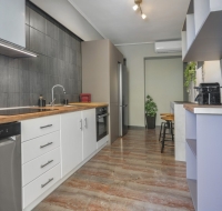 Beautiful apt downtown Glyfada