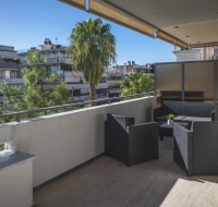 Beautiful apt downtown Glyfada
