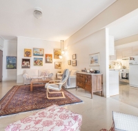 Family Apt in Glyfada-Kyprou