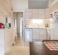 Family Apt in Glyfada-Kyprou