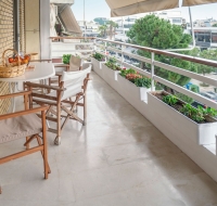 Family Apt in Glyfada-Kyprou