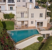 Serenity Villa Saronida