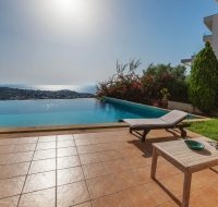 Serenity Villa Saronida